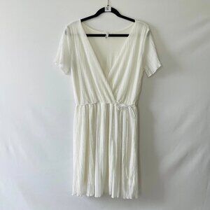Leith Womens White Pleated Short Sleeve Surplice Faux Wrap Dress Size Small